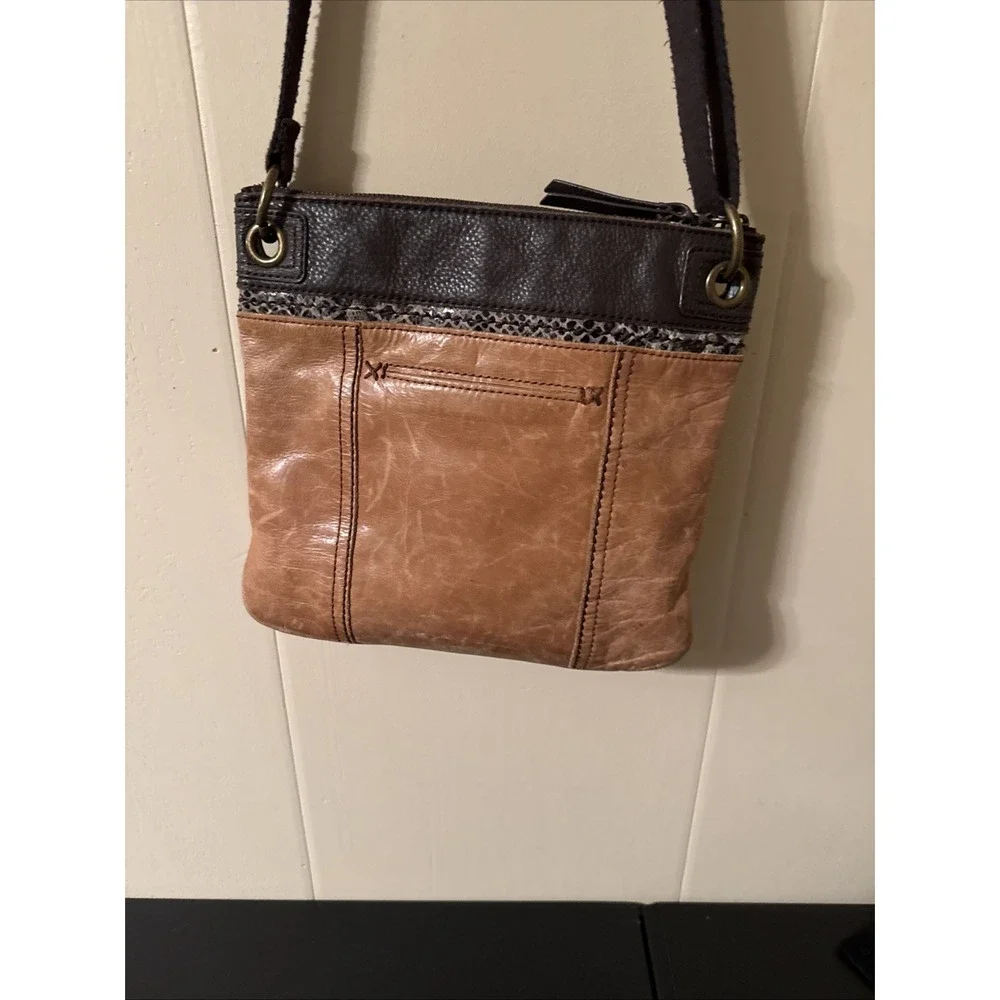 The Sak Brown Leather  Purse Crossbody Boho Tag Used